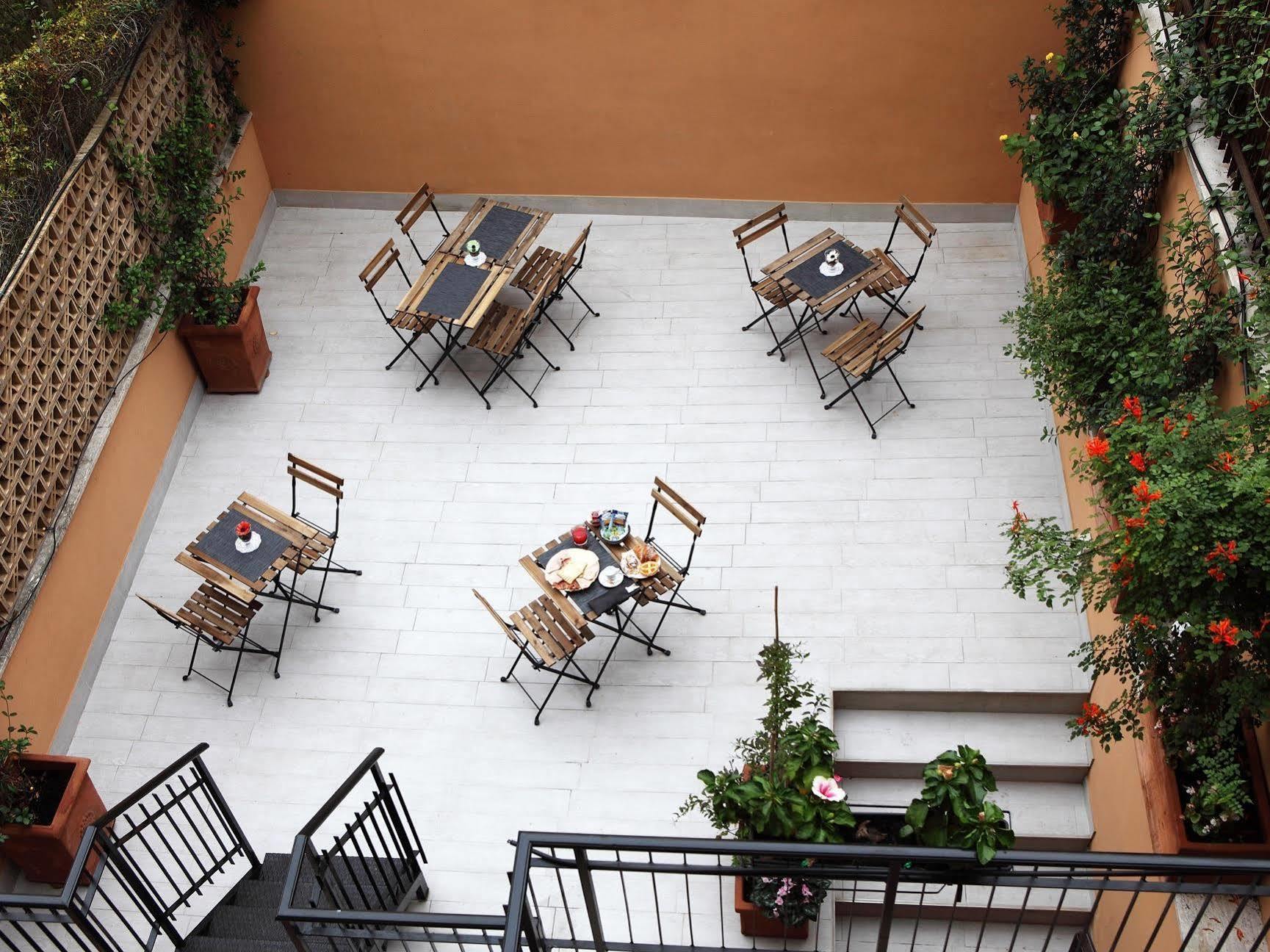 Suite Maggiore Rome Bagian luar foto